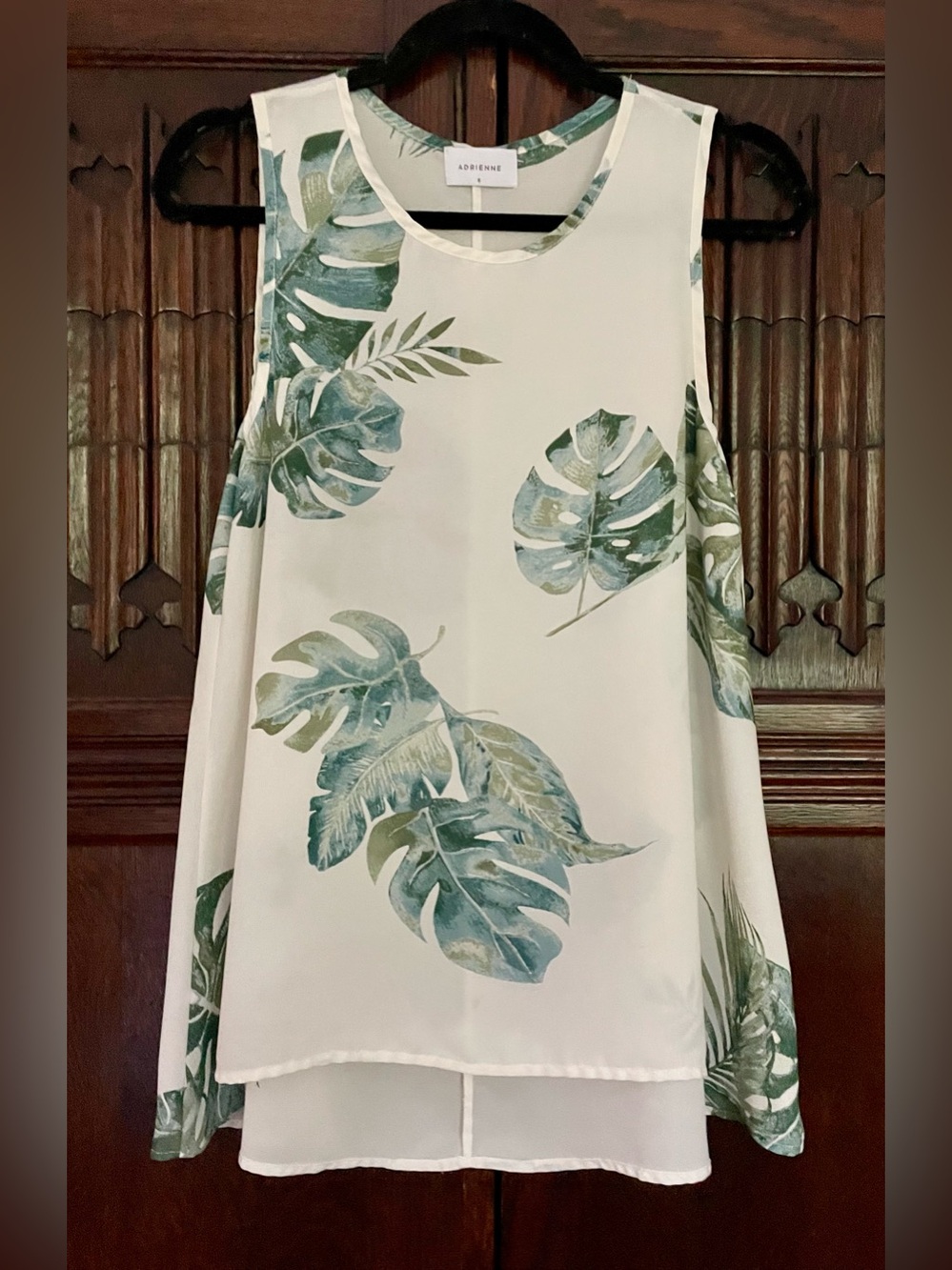 Adrienne Tropical Leaves Sleeveless Top Size S